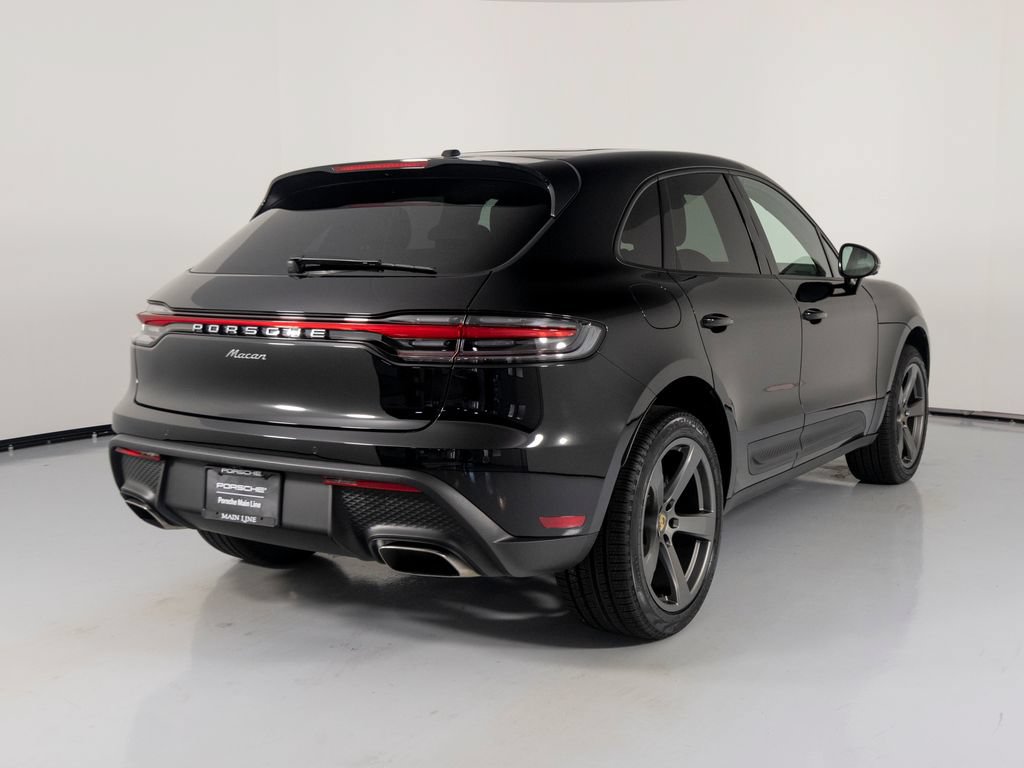 Certified 2026 Porsche Macan AWD/4WD image 11