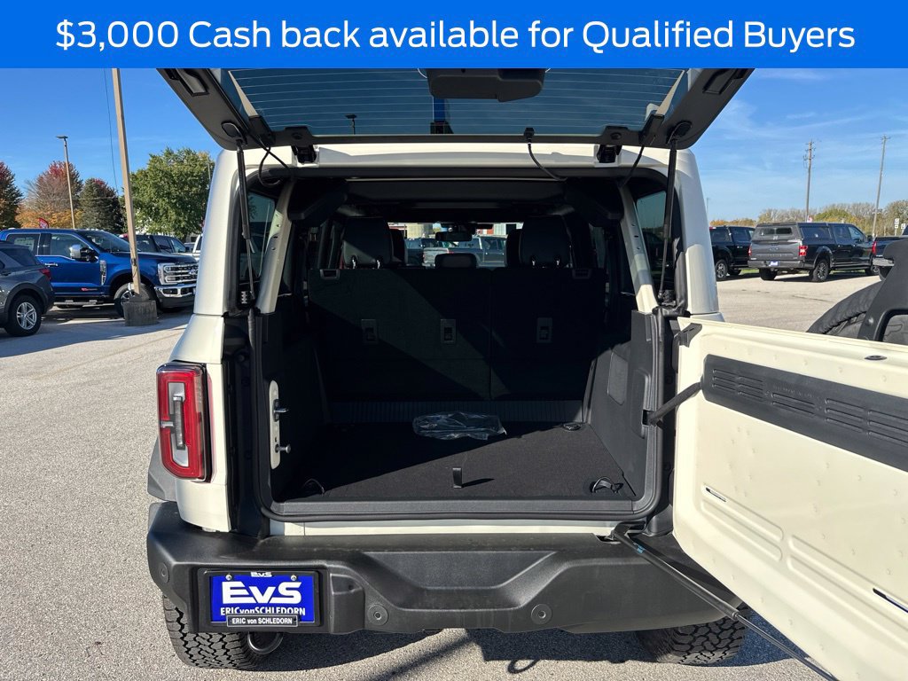 New 2026 Ford Bronco Outer Banks w/ Sasquatch Package AWD/4WD image 14