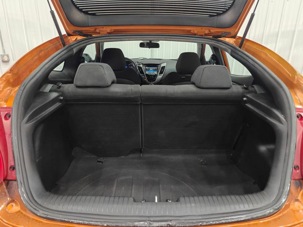 Used 2016 Hyundai Veloster image 31