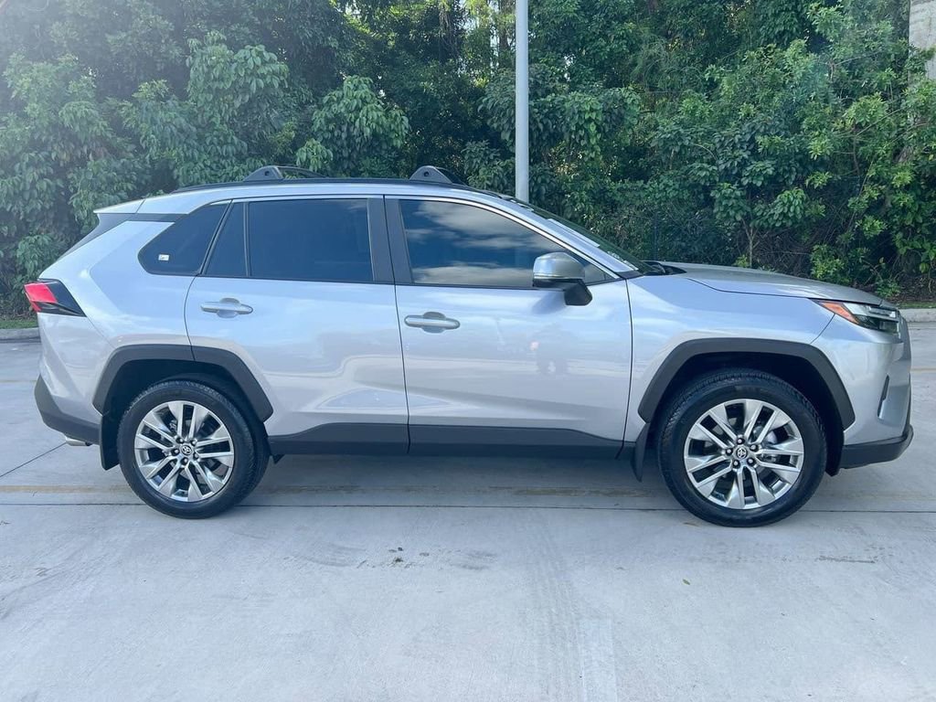 Used 2025 Toyota RAV4 XLE Premium AWD/4WD image 8