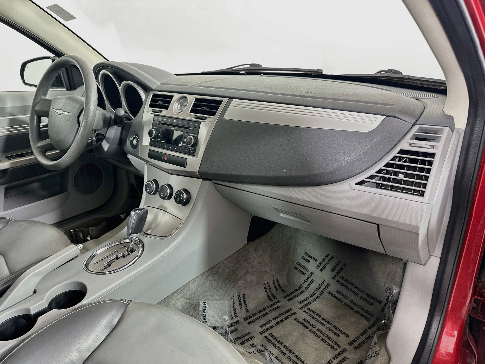 Used 2008 Chrysler Sebring Touring FWD image 26
