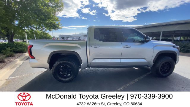 Used 2025 Toyota Tundra Limited AWD/4WD image 8