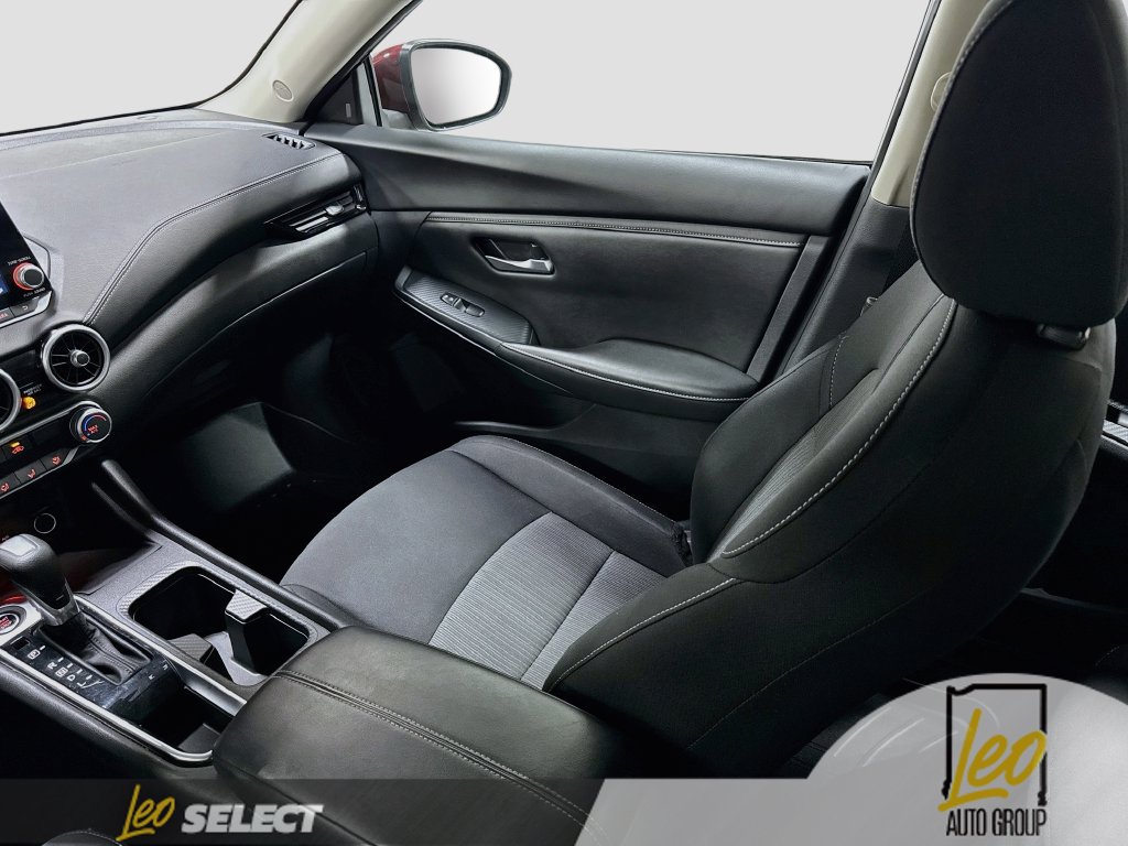 Used 2024 Nissan Sentra SV FWD image 24