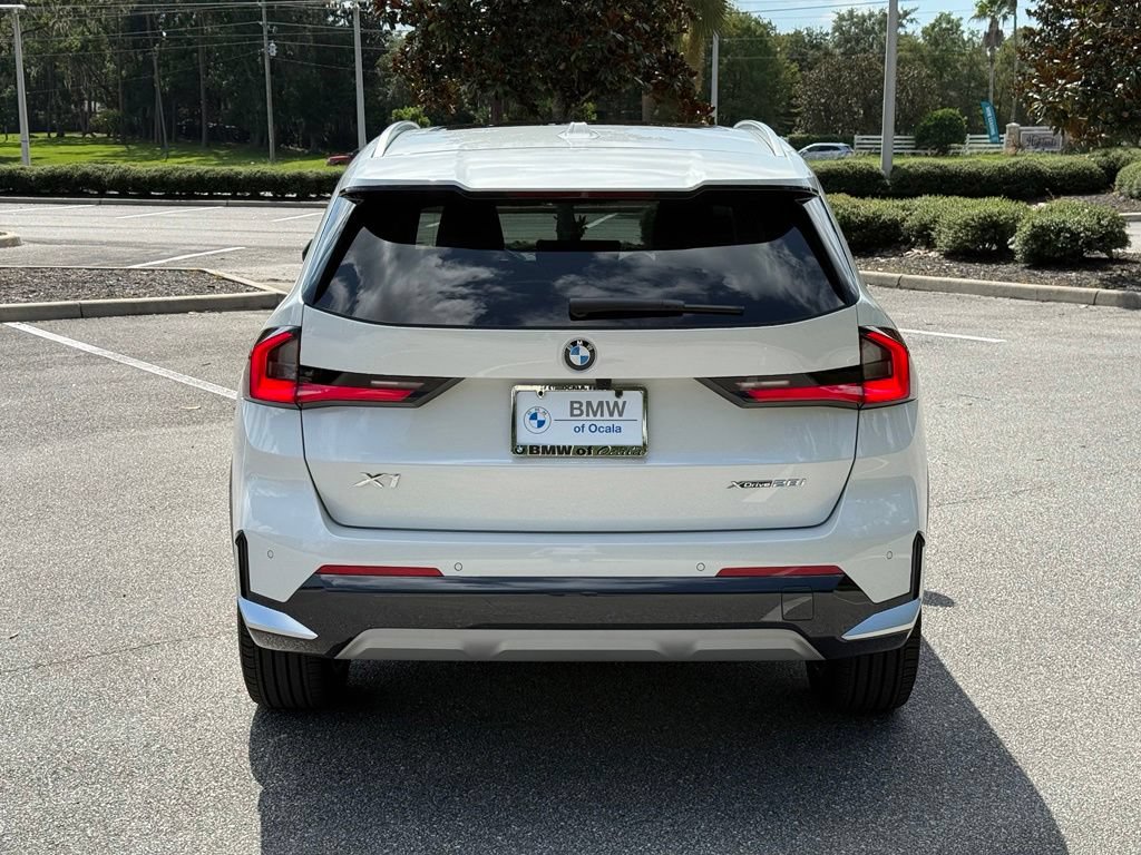 Used 2024 BMW X1 xDrive28i w/ Technology Package AWD/4WD image 4