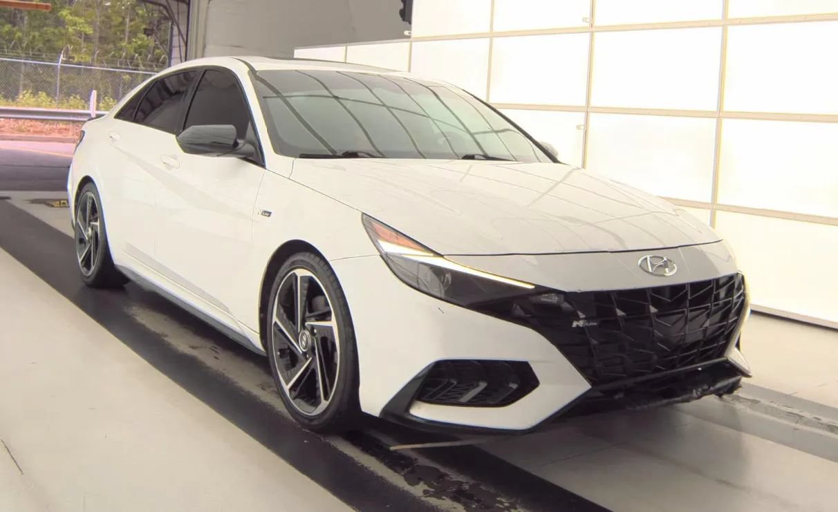 Used 2021 Hyundai Elantra N Line FWD image 2