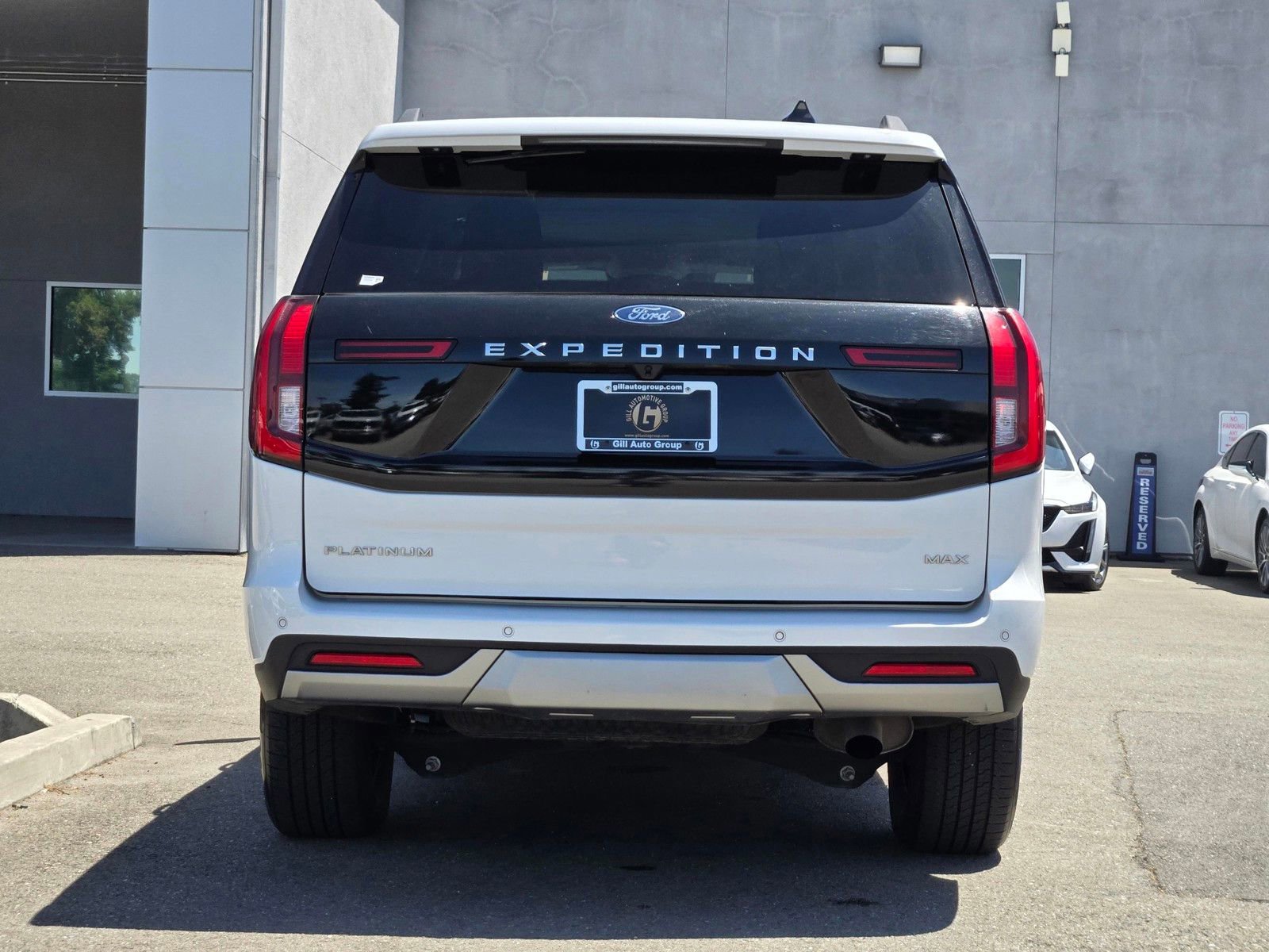 Certified 2025 Ford Expedition Max Platinum AWD/4WD image 5