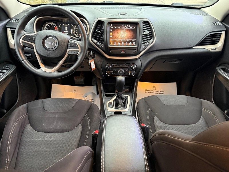 Used 2016 Jeep Cherokee Latitude image 13