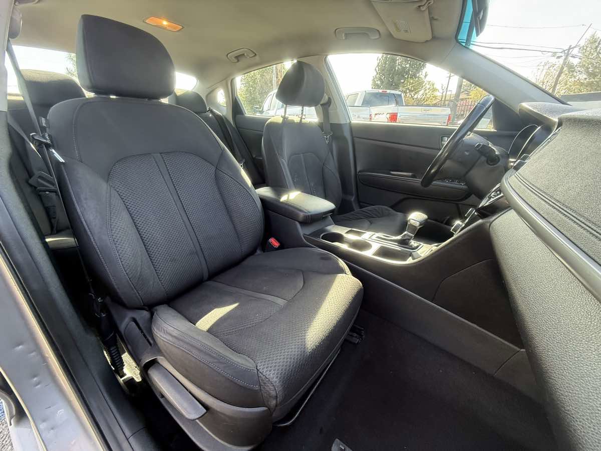 Used 2016 Kia Optima LX image 37