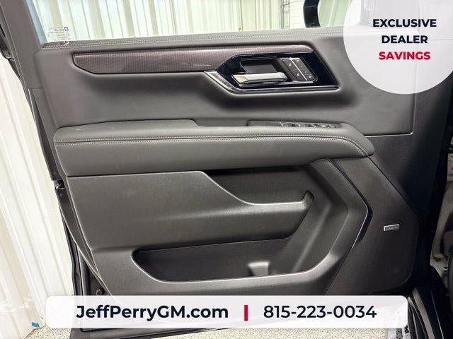 New 2027 GMC Yukon Elevation w/ Elevation Premium Package AWD/4WD image 8