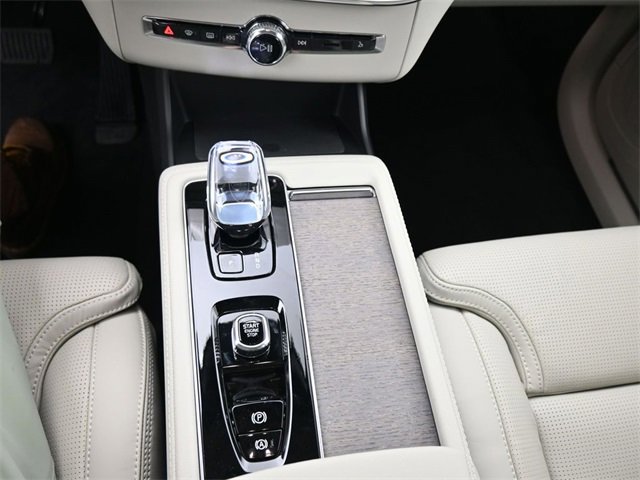 New 2026 Volvo XC90 B6 Ultra image 10