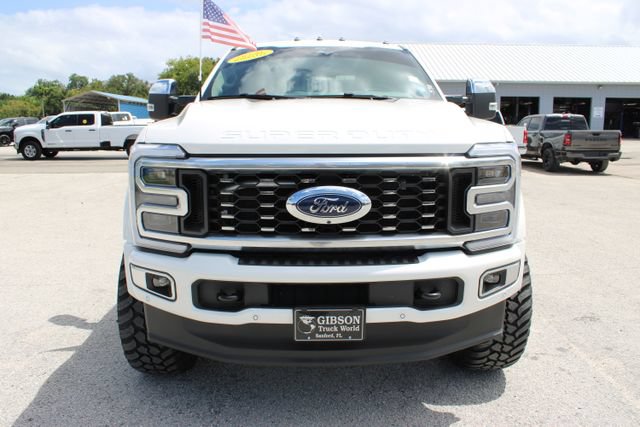 Used 2026 Ford F450 Platinum w/ Platinum Plus Package AWD/4WD image 2