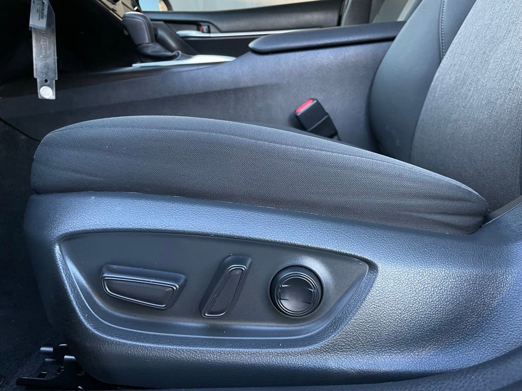 Used 2023 Toyota Camry LE image 24