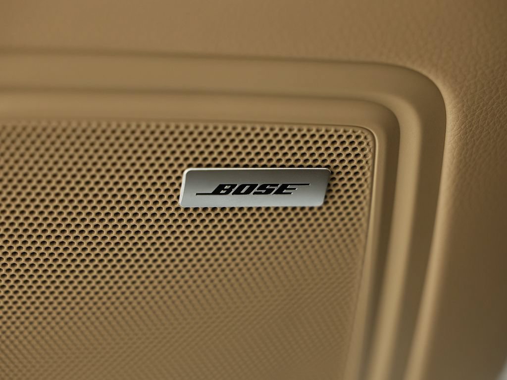 New 2026 Porsche Macan AWD/4WD image 23