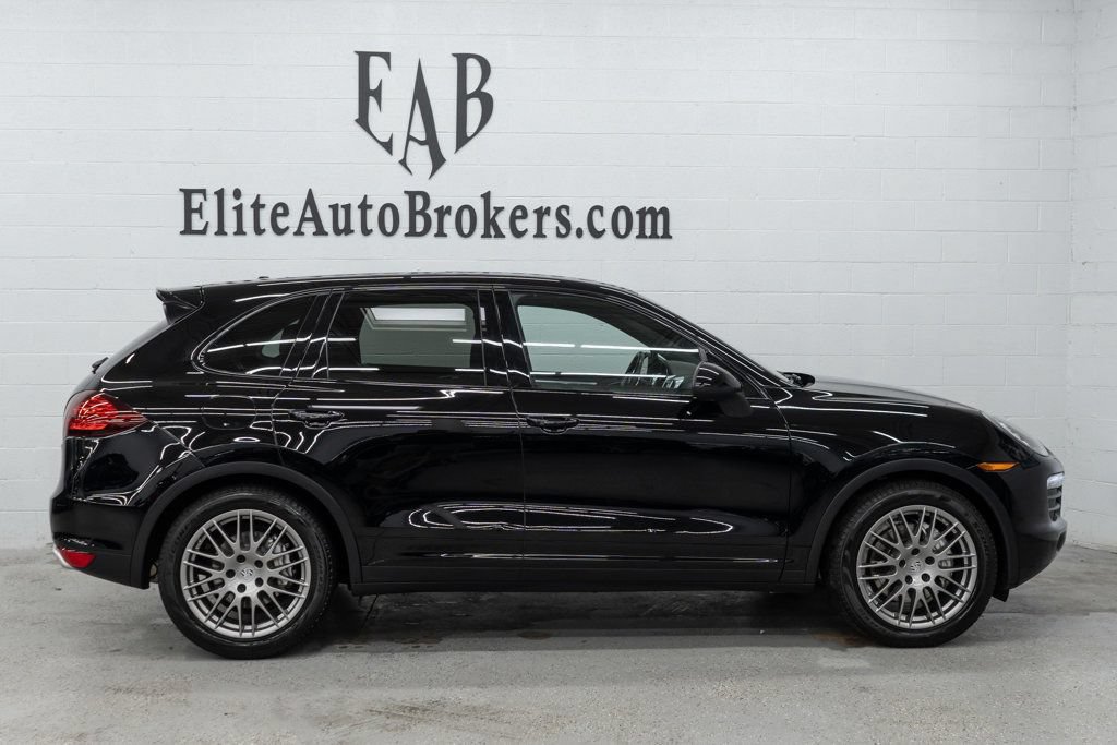 Used 2014 Porsche Cayenne S AWD/4WD image 5