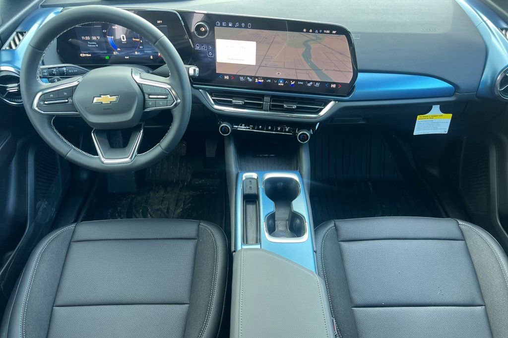 New 2026 Chevrolet Equinox EV LT image 10