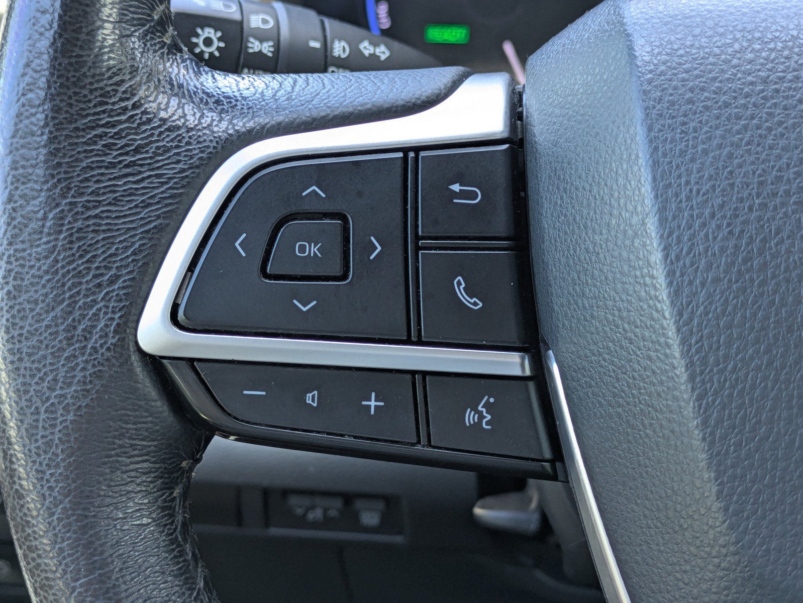 Used 2022 Toyota Sienna XLE FWD image 22