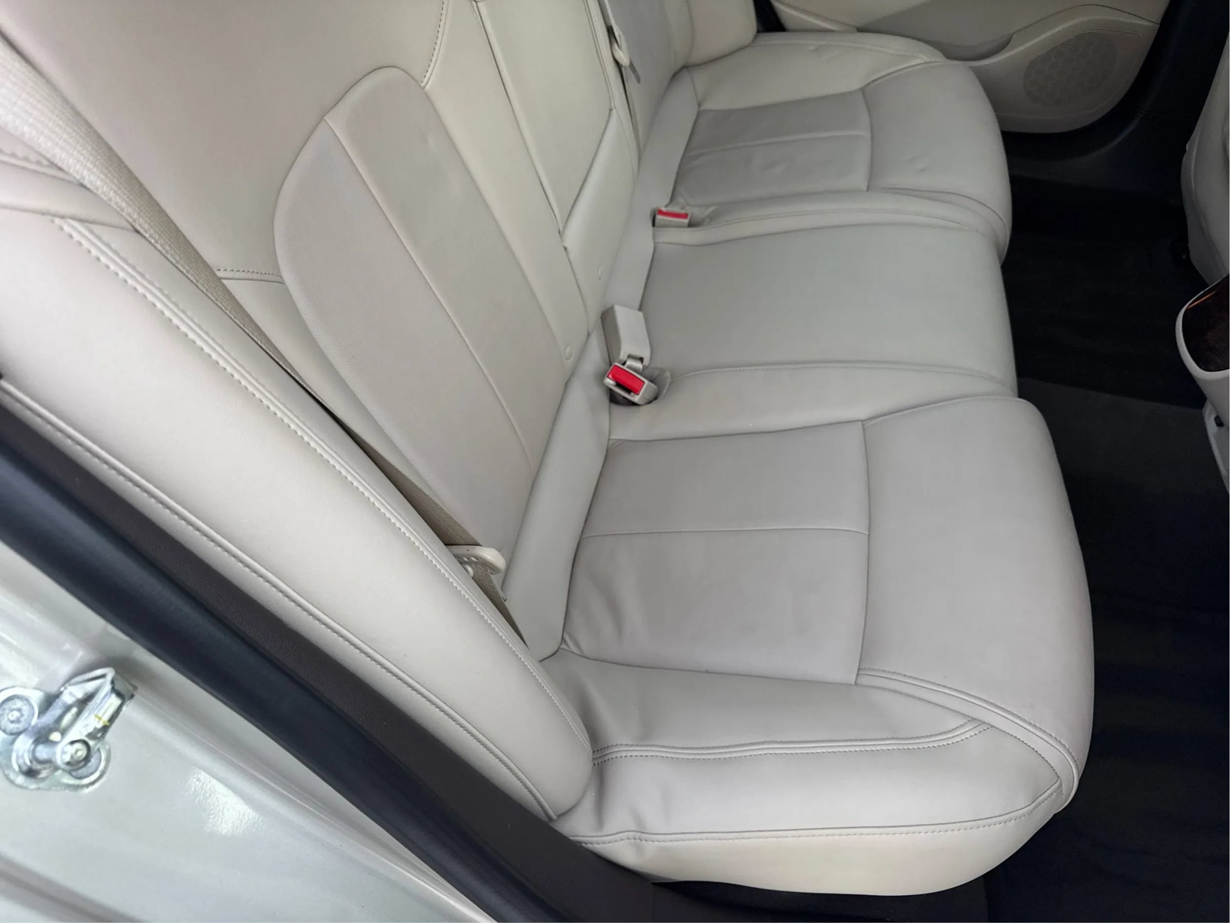 Used 2015 Buick LaCrosse Leather FWD image 20