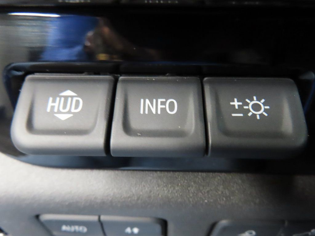 Used 2023 Chevrolet Silverado 1500 ZR2 w/ Technology Package image 60
