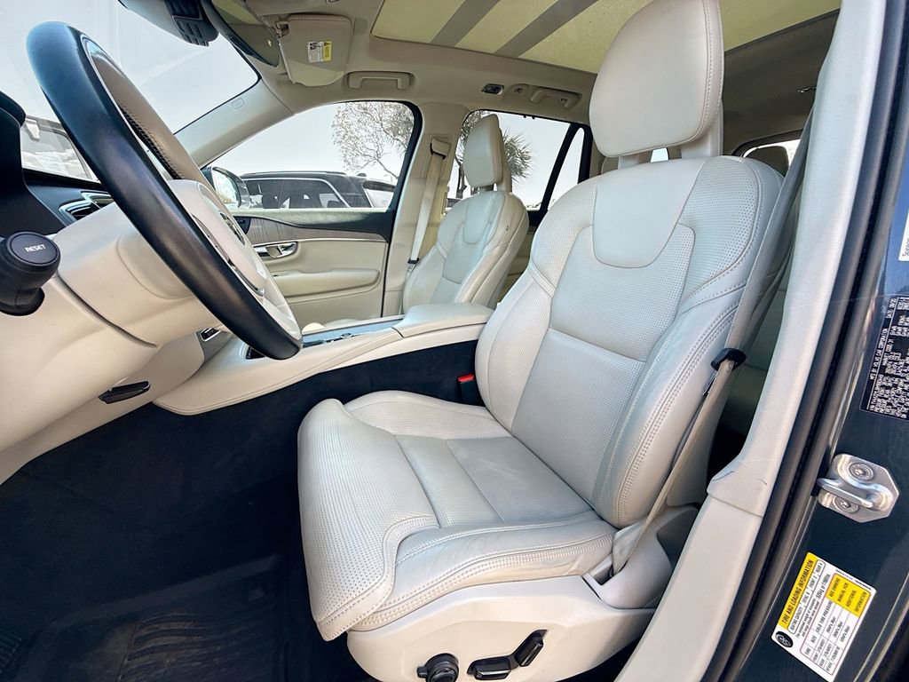 Used 2021 Volvo XC90 T6 Inscription w/ Climate Package image 23