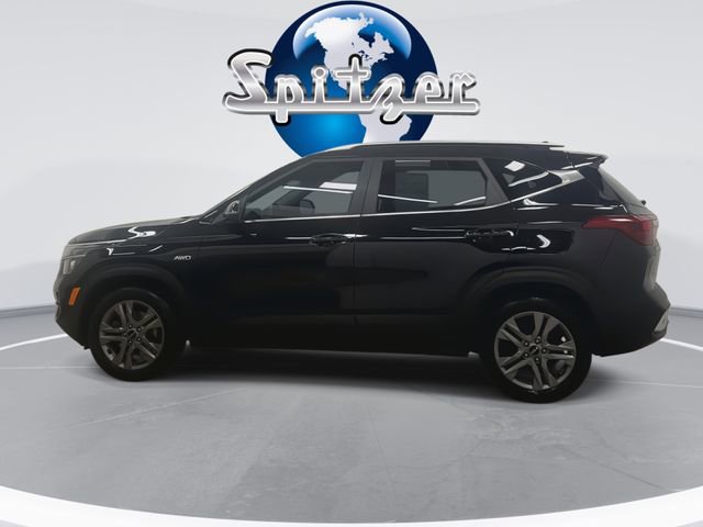 Certified 2023 Kia Seltos S image 2