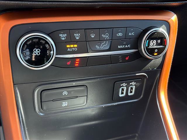 Used 2021 Ford EcoSport SE w/ SE Convenience Package image 15