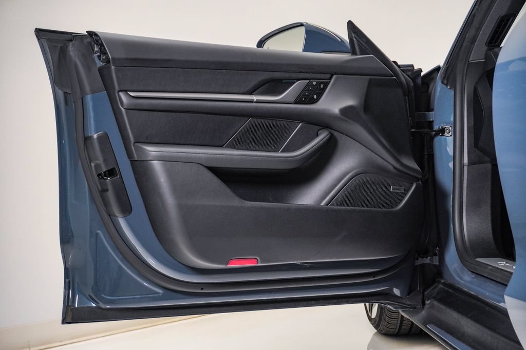 Certified 2025 Porsche Taycan AWD/4WD image 25