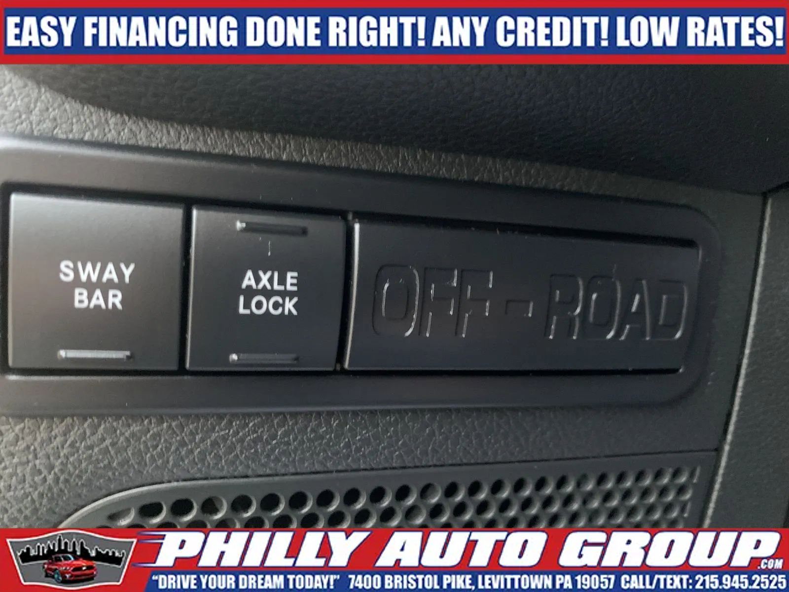 Used 2015 Jeep Wrangler Unlimited Rubicon w/ Max Tow Package image 21