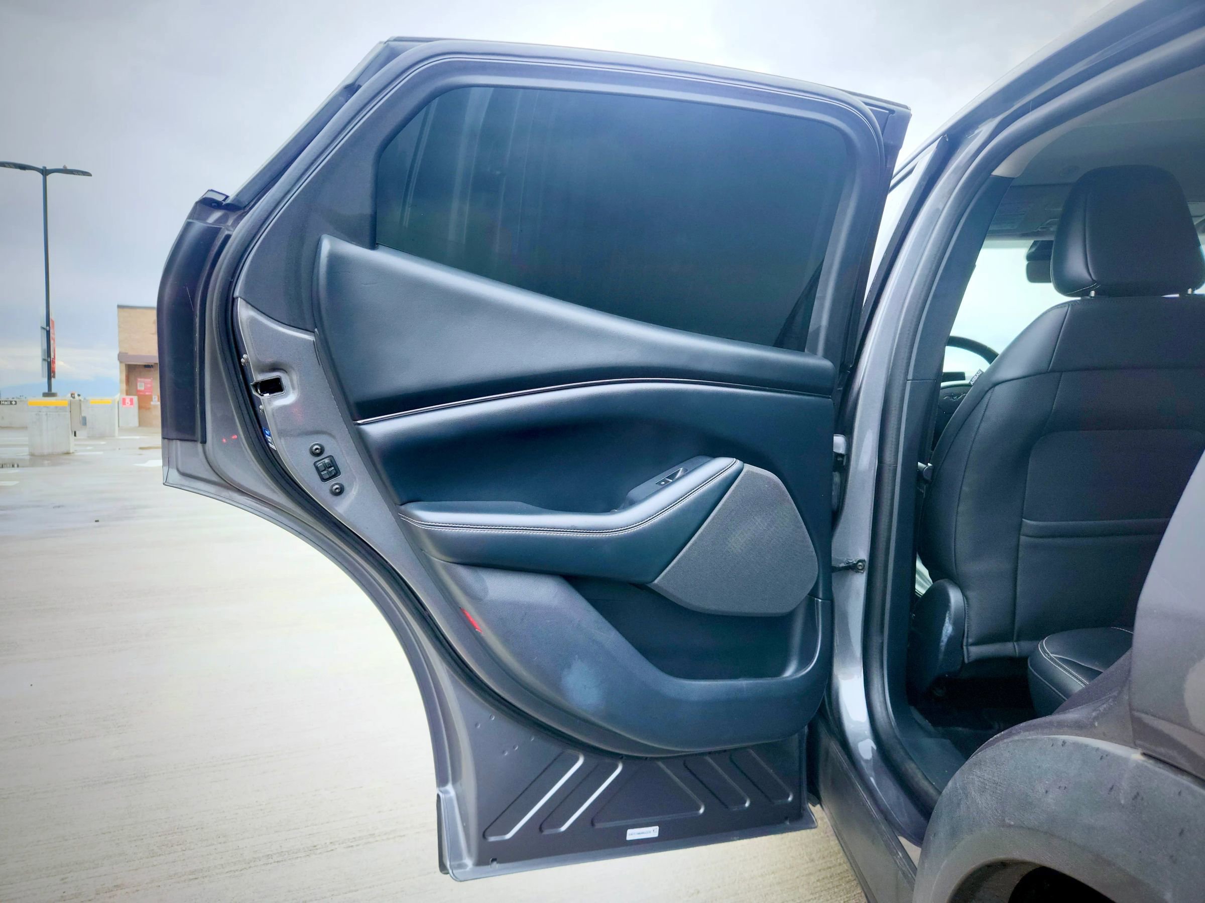 Used 2021 Ford Mustang Mach-E Select w/ Comfort/Technology Package image 16