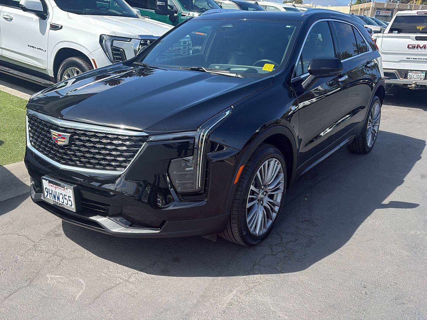 Used 2024 Cadillac XT4 Premium Luxury w/ Technology Package AWD/4WD image 1