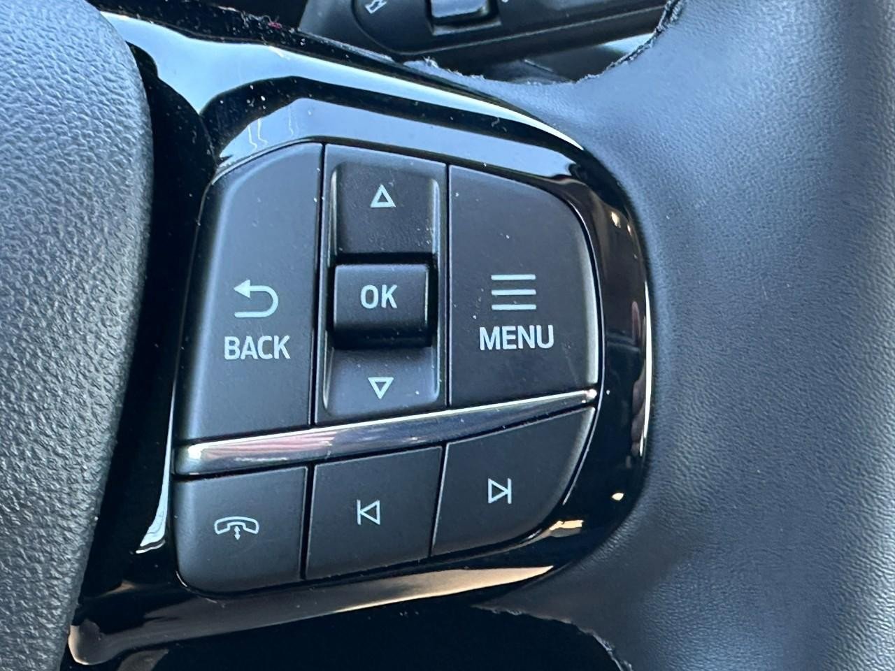 New 2025 Ford Escape Active w/ Cold Weather Package image 12