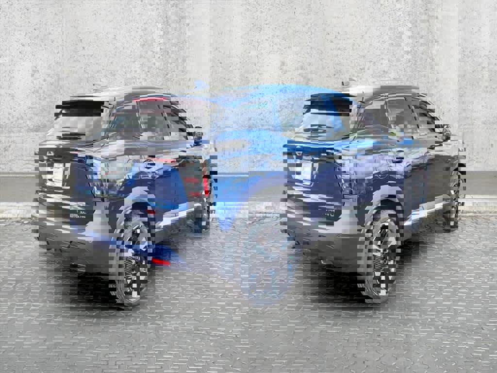 New 2025 Nissan Kicks SR image 33