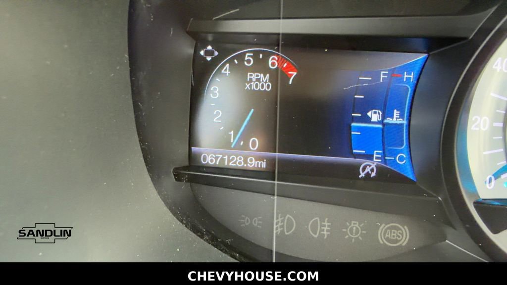 Used 2019 Ford Edge Titanium w/ Equipment Group 301A FWD image 16