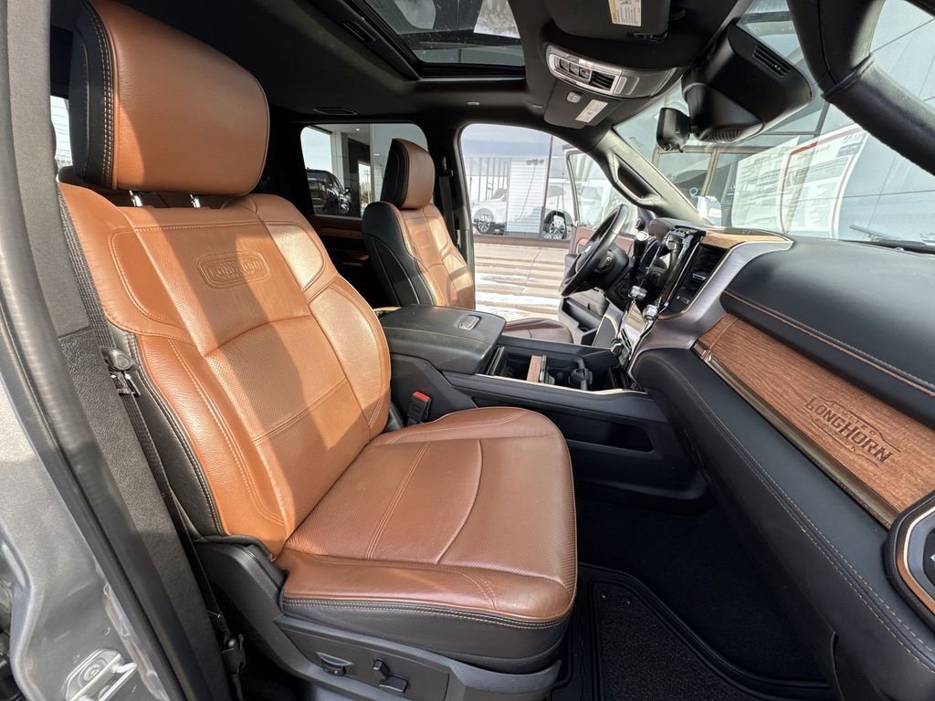 Used 2024 RAM 2500 Limited w/ Safety Group image 28