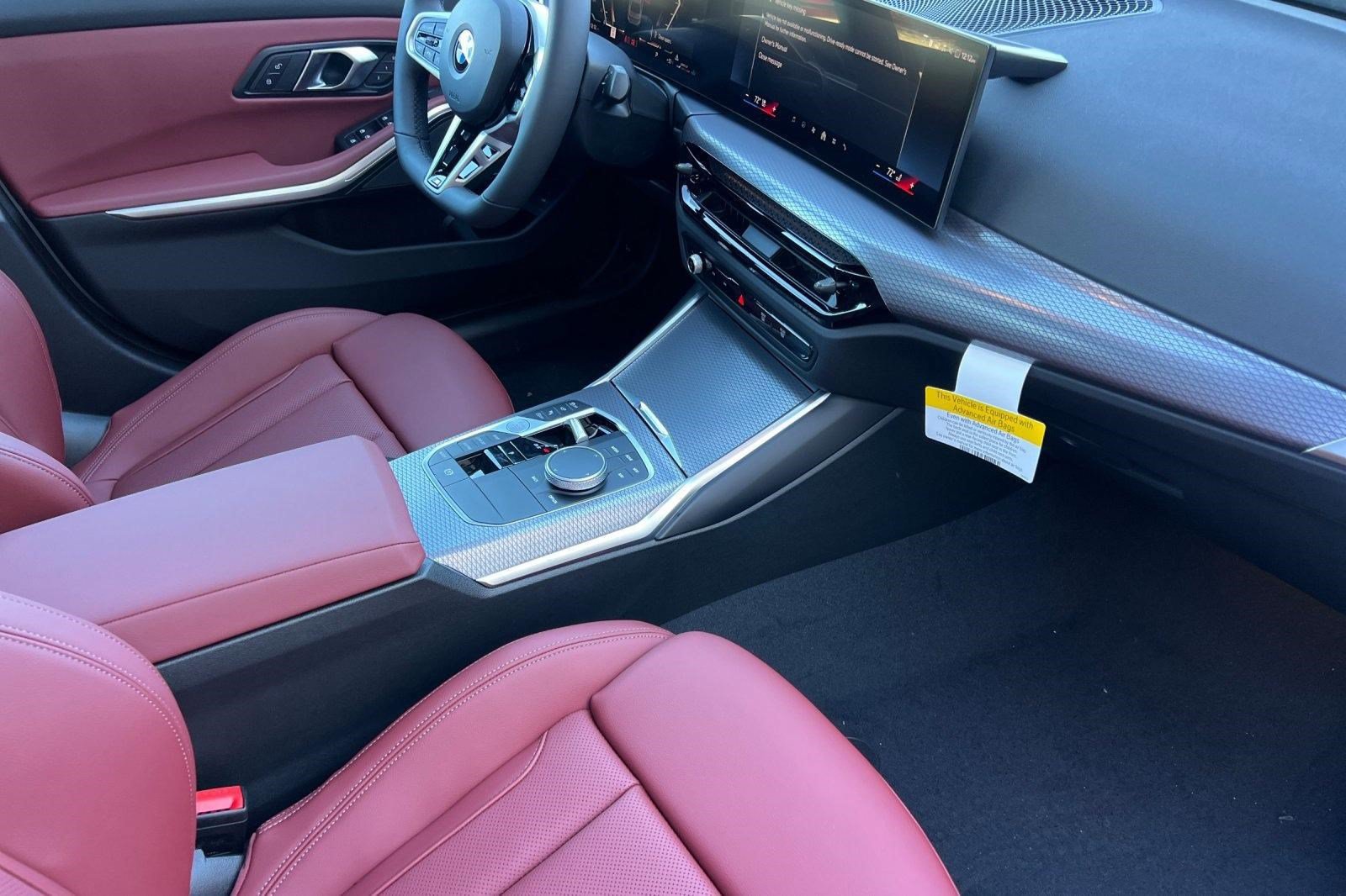 Used 2026 BMW 330i Sedan w/ M Sport Package RWD image 28