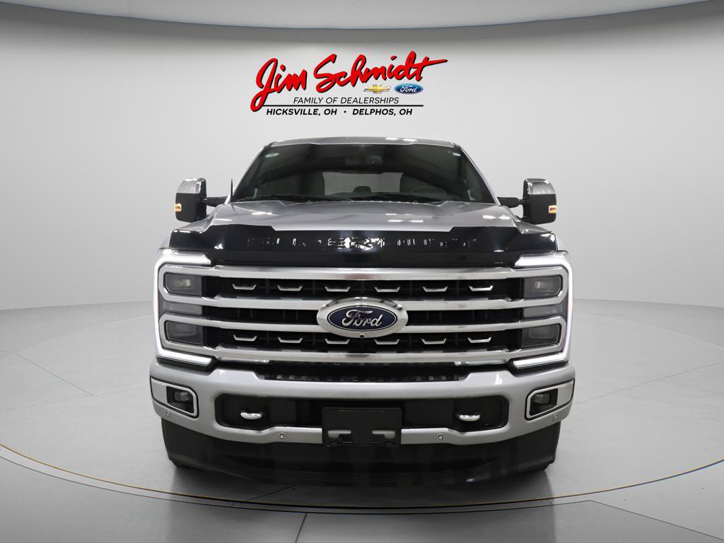 Used 2023 Ford F250 Platinum AWD/4WD image 3