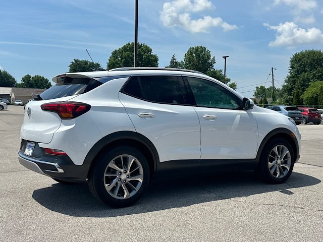 Used 2020 Buick Encore GX Essence w/ Experience Buick Package FWD image 6