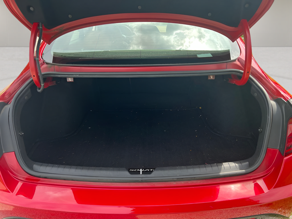 Used 2020 Hyundai Sonata SEL w/ Premium + Sunroof Package FWD image 10