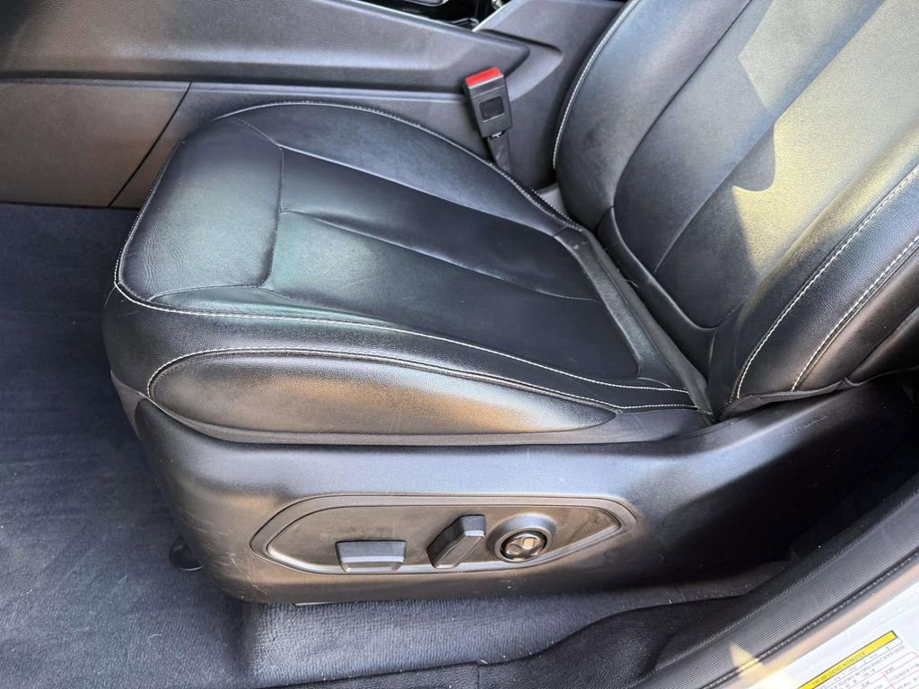 Used 2023 Jeep Grand Cherokee L Limited image 12