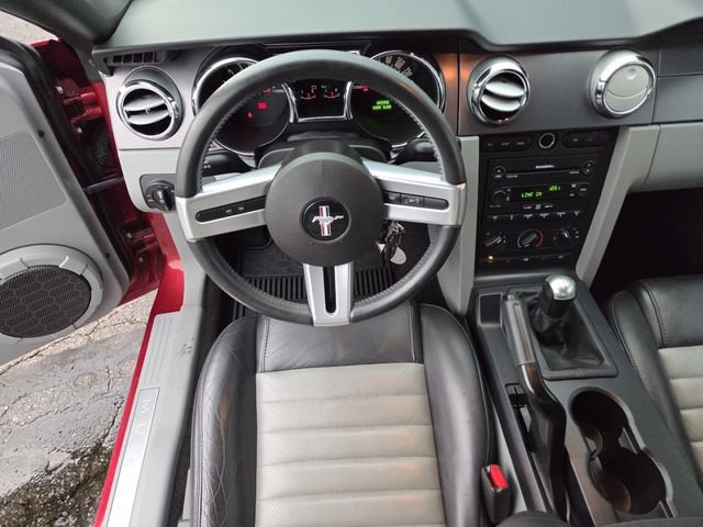 Used 2007 Ford Mustang GT Premium RWD image 19