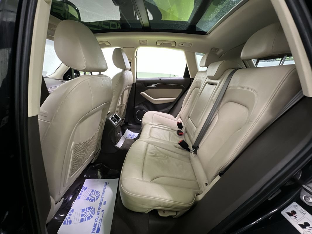 Used 2013 Audi Q5 2.0T Prestige AWD/4WD image 28