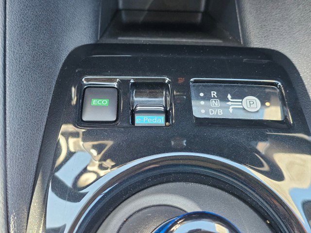 Certified 2025 Nissan Leaf SV Plus FWD image 37