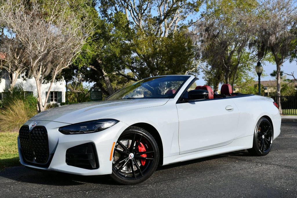 Used 2023 BMW M440i Convertible w/ Premium Package image 22