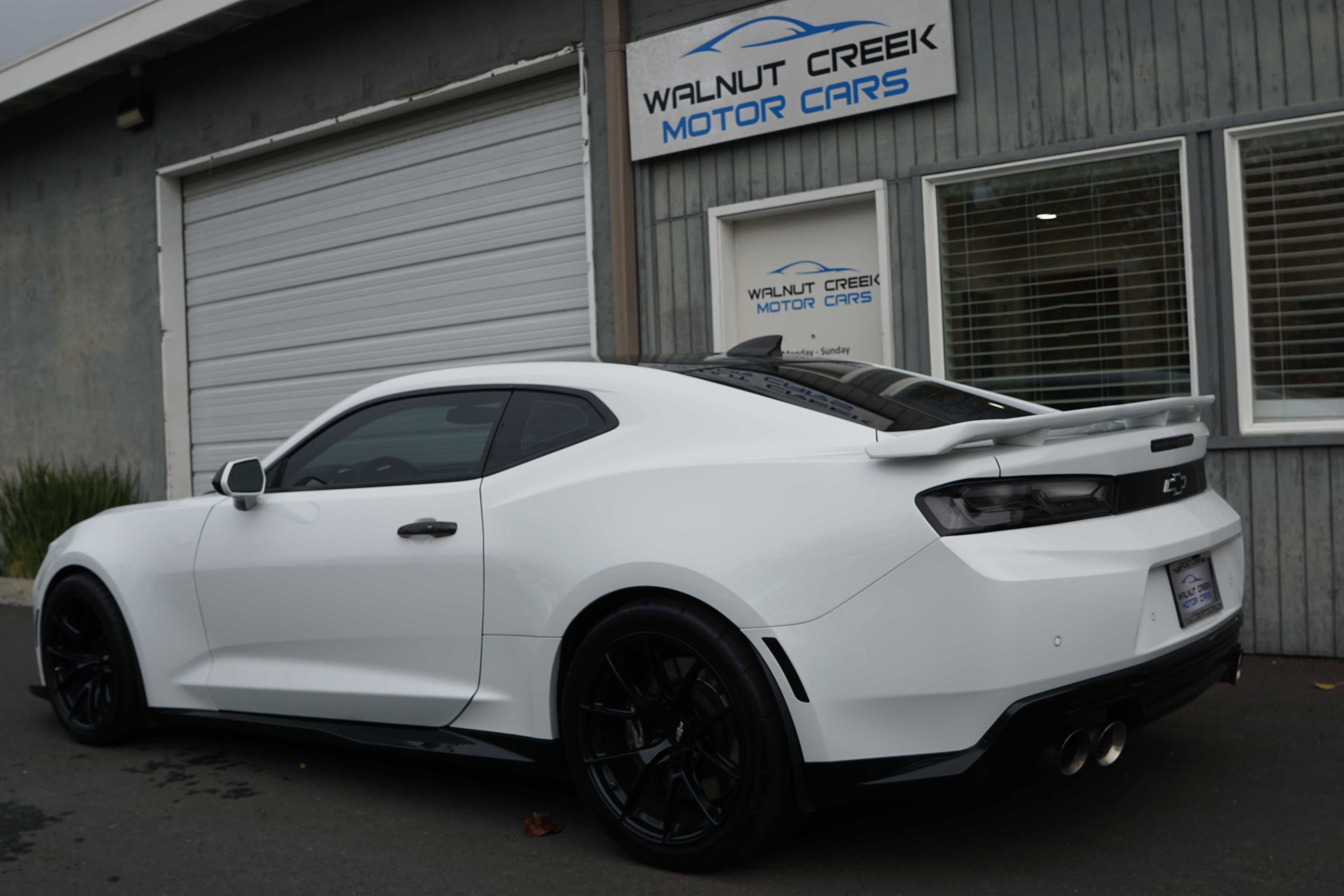 Used 2018 Chevrolet Camaro ZL1 image 19