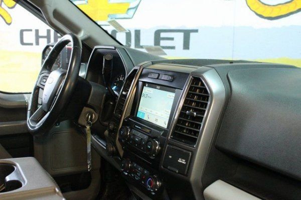 Used 2018 Ford F150 XLT w/ Equipment Group 302A Luxury image 12