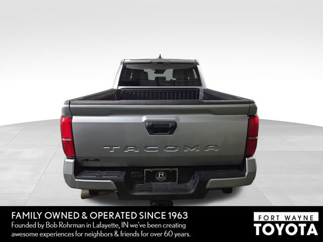 Used 2024 Toyota Tacoma TRD Off-Road AWD/4WD image 8