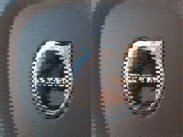 New 2026 Volvo XC90 B5 Plus image 12