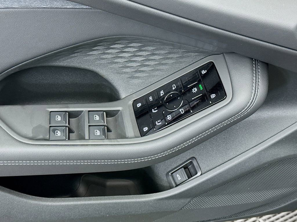 Used 2025 Audi A5 2.0T Premium w/ Convenience Package image 22