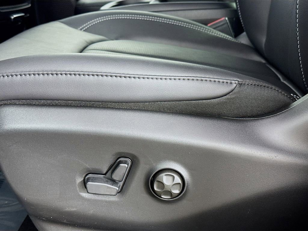 New 2026 Chrysler Pacifica Select image 22