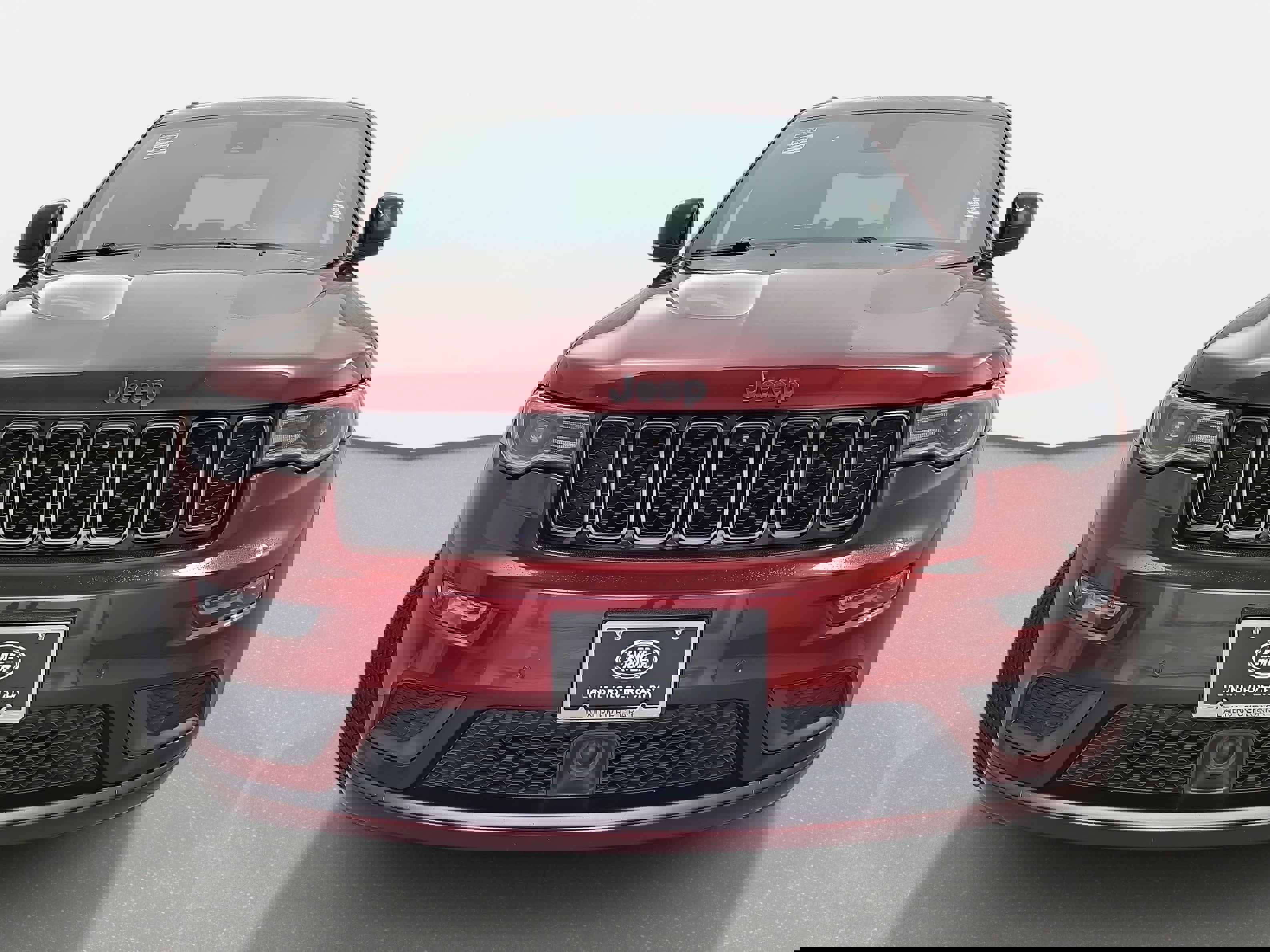 Used 2020 Jeep Grand Cherokee Limited X image 2