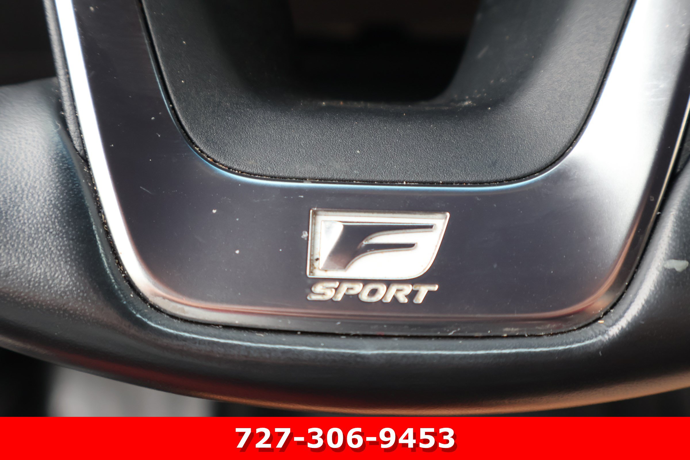 Used 2022 Lexus LX 600 F Sport w/ Accessory Package (Z1) AWD/4WD image 29